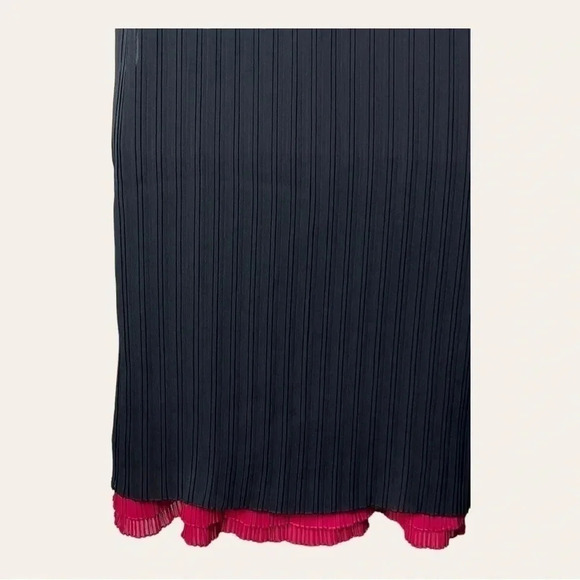 0485W. JUICY COUTURE MINI DRESS ACCORDION BLACK AND PINK IN COLOR‎ SIZE 0 - Picture 10 of 13